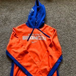 NWOT Men’s small Nike Boise State hoodie